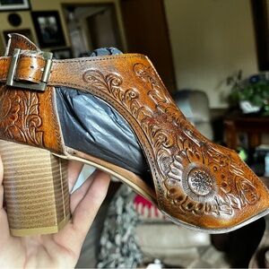 Brown Embossed Leather Women's Shoes